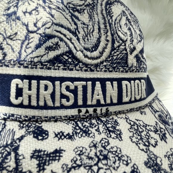 Dior Bucket Hat main image 4